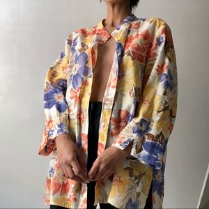 BOGOFREE Hawaiian Floral Button Down Shirt